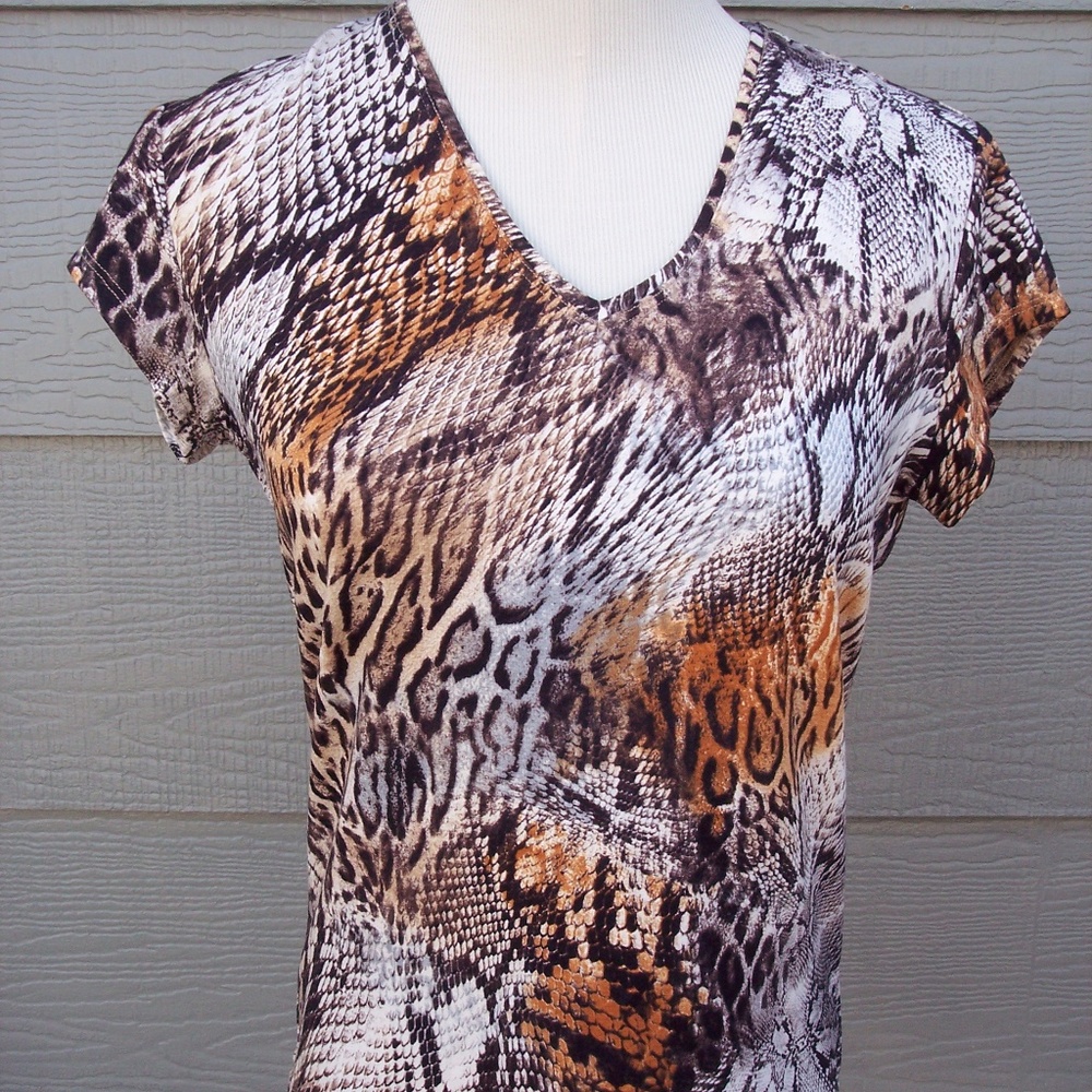 Chicos Knit Top Shirt Sz 0 XS Gold Animal Print